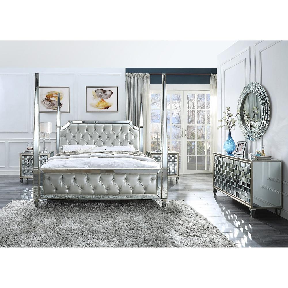 Homey Design Luxury Hd-6001 - Ck 5Pc Bedroom Set-Iron Home Concepts